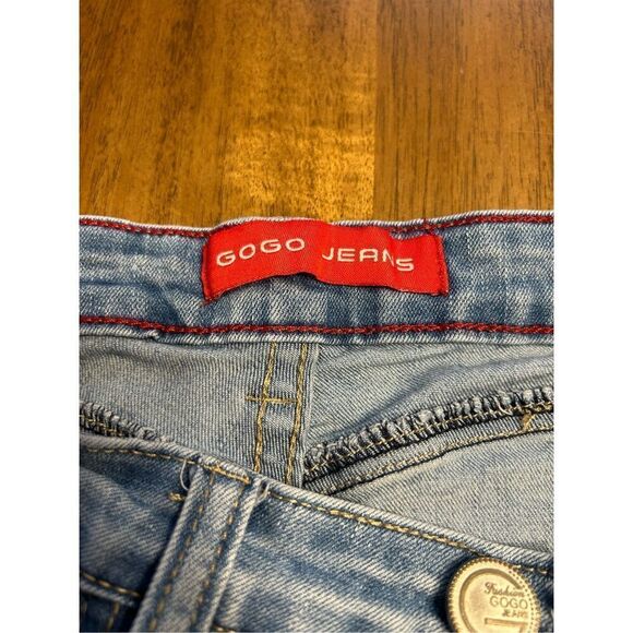 Gogo Women's Juniors Size 7 Blue High Rise Skinny Ankle Distressed Stretch Jeans - Picture 3 of 7